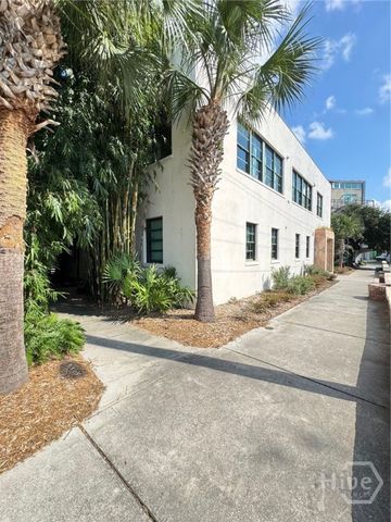 528 Selma Street B, Savannah, GA 31401