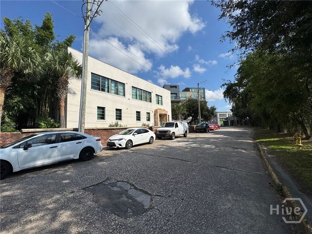 528 Selma Street B, Savannah, GA 31401