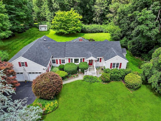 21 Greenlawn Road, Katonah, NY 10536