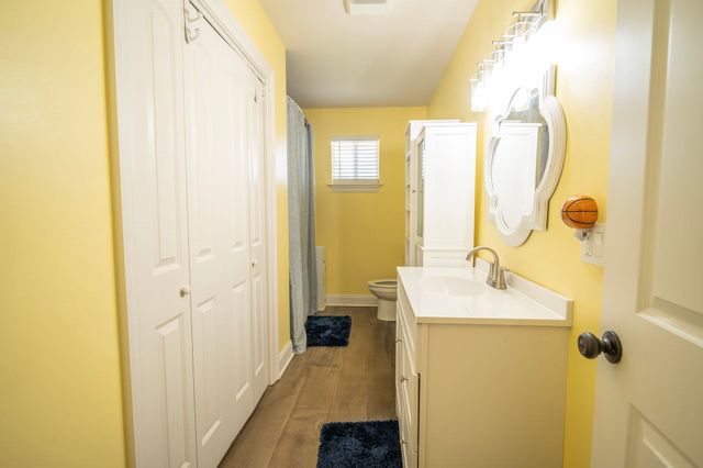 176 W 32nd St, Larose, LA 70373