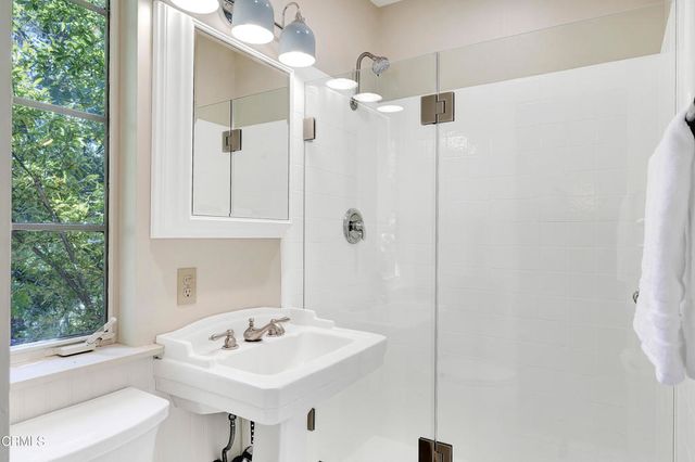 12615 Koenigstein Road, Santa Paula, CA 93060