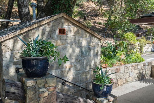 12615 Koenigstein Road, Santa Paula, CA 93060