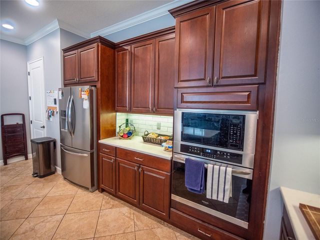 2135 APPALACHEE CIRCLE, Tavares, FL 32778