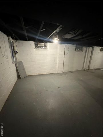 16101 Bramell Street, Detroit, MI 48219