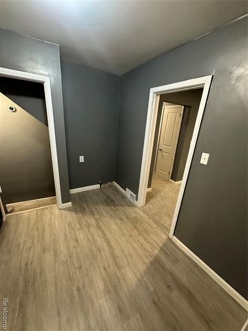 16101 Bramell Street, Detroit, MI 48219