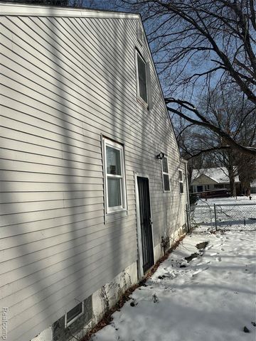 16101 Bramell Street, Detroit, MI 48219