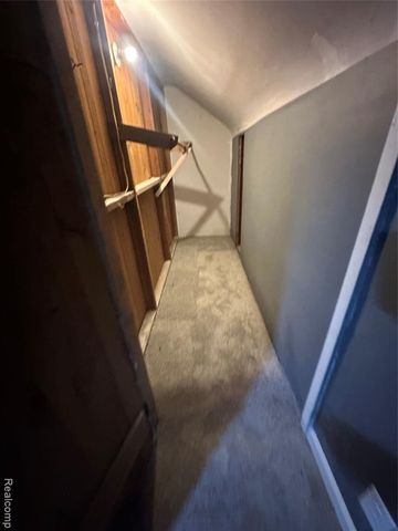 16101 Bramell Street, Detroit, MI 48219