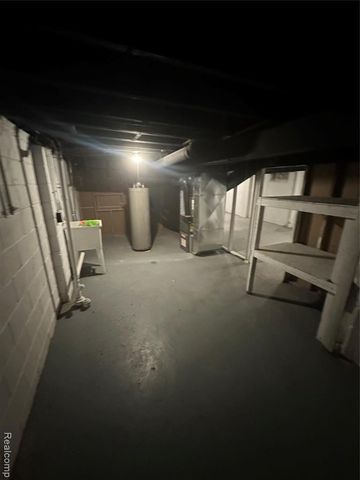 16101 Bramell Street, Detroit, MI 48219