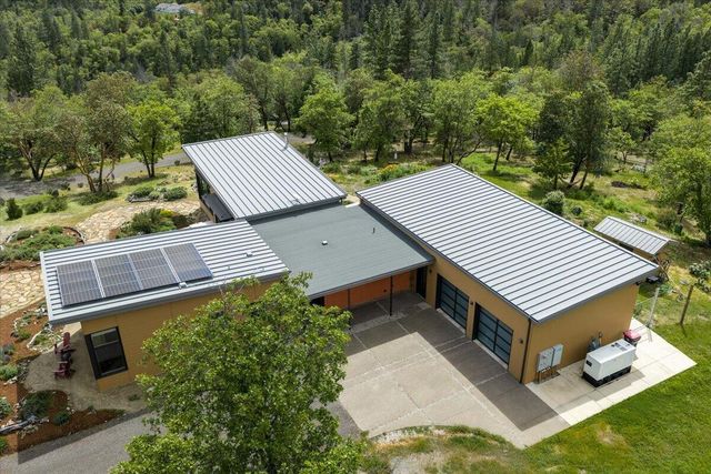 400 Coyote Run, Jacksonville, OR 97530
