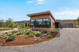 400 Coyote Run, Jacksonville, OR 97530