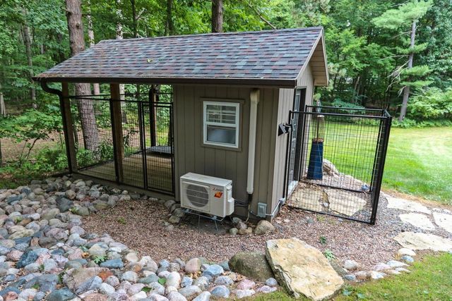 3512 BLACKBERRY LANE, Green Bay, WI 54313