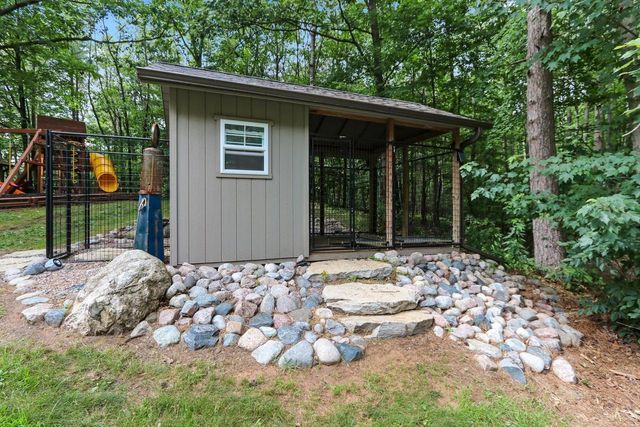 3512 BLACKBERRY LANE, Green Bay, WI 54313