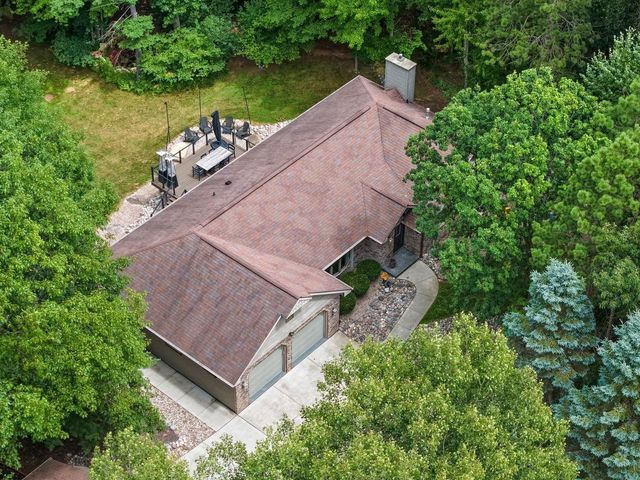 3512 BLACKBERRY LANE, Green Bay, WI 54313