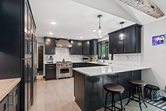 3512 BLACKBERRY LANE, Green Bay, WI 54313