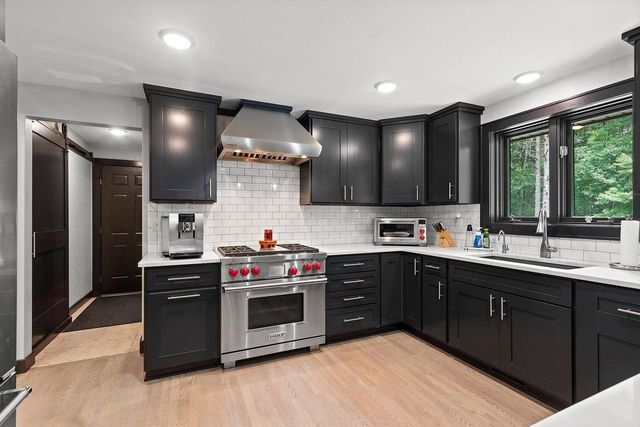 3512 BLACKBERRY LANE, Green Bay, WI 54313