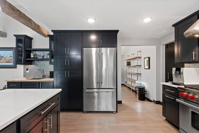 3512 BLACKBERRY LANE, Green Bay, WI 54313