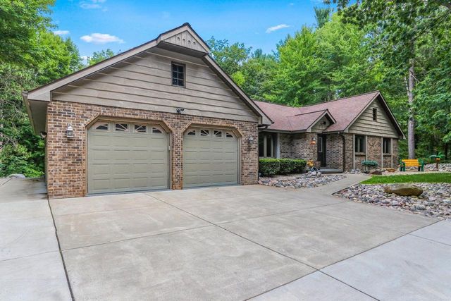 3512 BLACKBERRY LANE, Green Bay, WI 54313