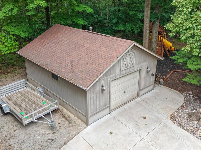 3512 BLACKBERRY LANE, Green Bay, WI 54313