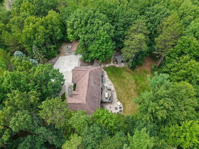 3512 BLACKBERRY LANE, Green Bay, WI 54313