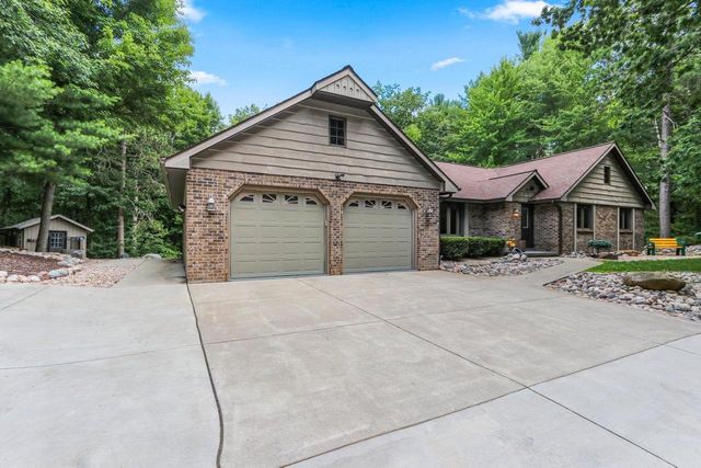 3512 BLACKBERRY LANE, Green Bay, WI 54313