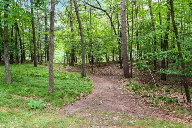 3512 BLACKBERRY LANE, Green Bay, WI 54313