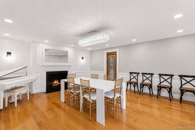 450 Oyster Bay Road, Matinecock, NY 11560