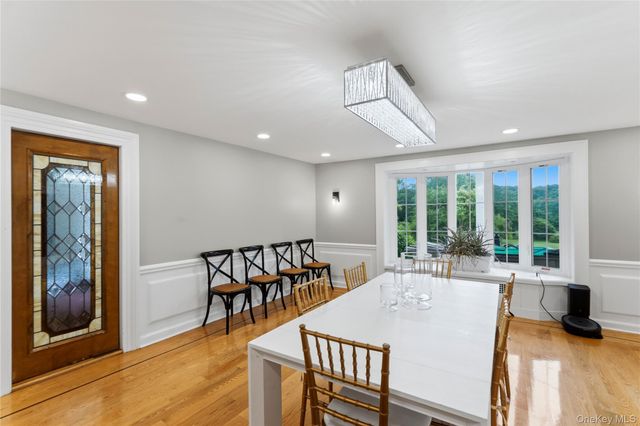 450 Oyster Bay Road, Matinecock, NY 11560