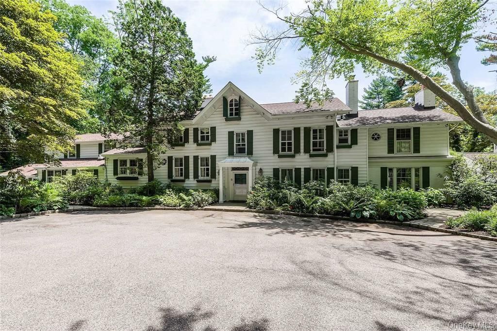 450 Oyster Bay Road, Matinecock, NY 11560