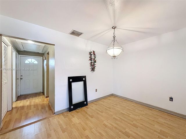 6730 Arbor Dr 110, Miramar, FL 33023