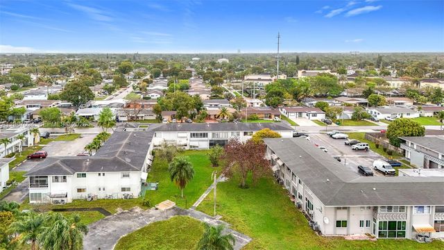 6730 Arbor Dr 110, Miramar, FL 33023