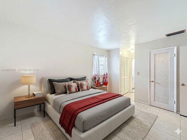 6730 Arbor Dr 110, Miramar, FL 33023