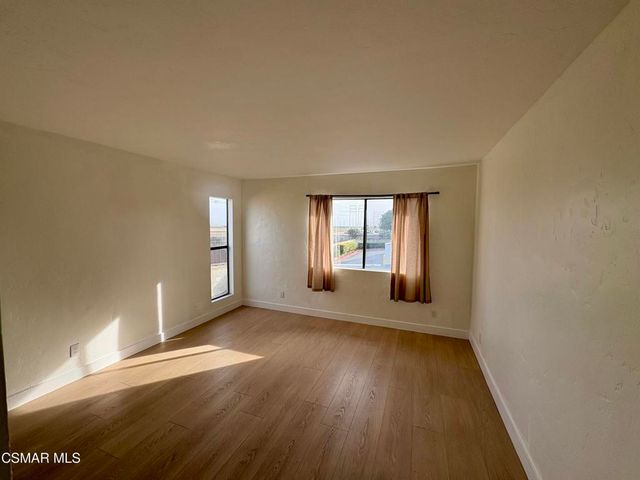 5144 Longfellow Way, Oxnard, CA 93033