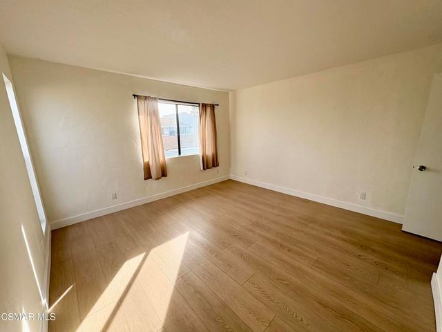 5144 Longfellow Way, Oxnard, CA 93033