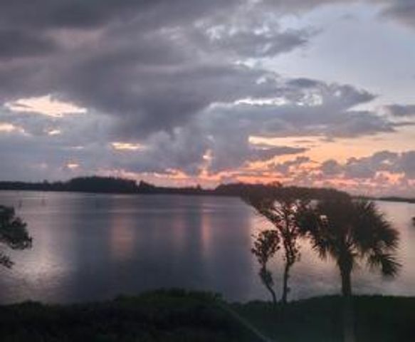 6142 SE Landing Way 16, Stuart, FL 34997