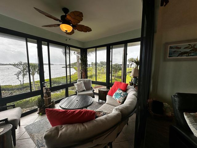 6142 SE Landing Way 16, Stuart, FL 34997
