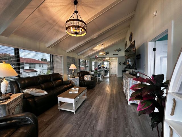 6142 SE Landing Way 16, Stuart, FL 34997