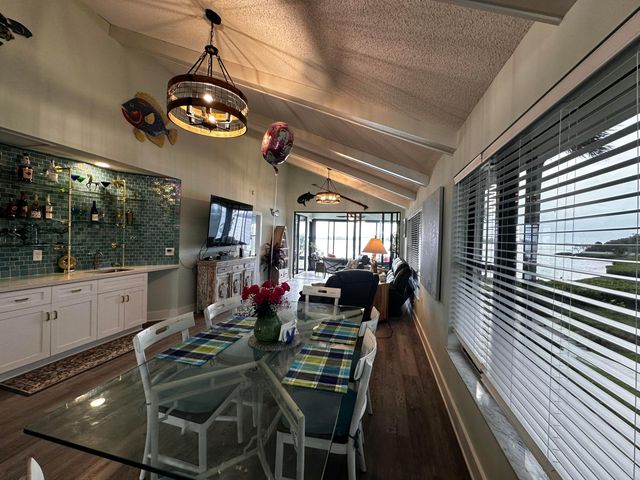 6142 SE Landing Way 16, Stuart, FL 34997