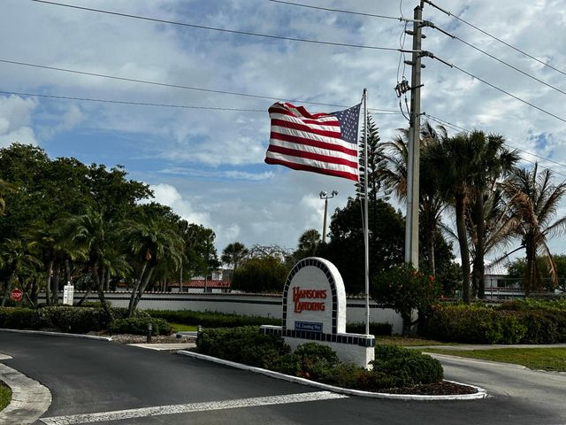 6142 SE Landing Way 16, Stuart, FL 34997
