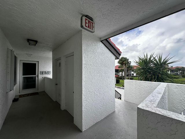 6142 SE Landing Way 16, Stuart, FL 34997