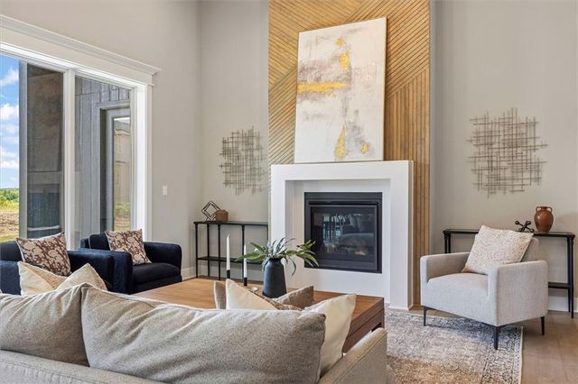 12403 W 183rd Terrace, Overland Park, KS 66013