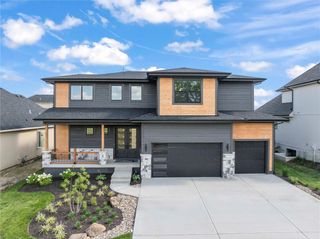12403 W 183rd Terrace, Overland Park, KS 66013