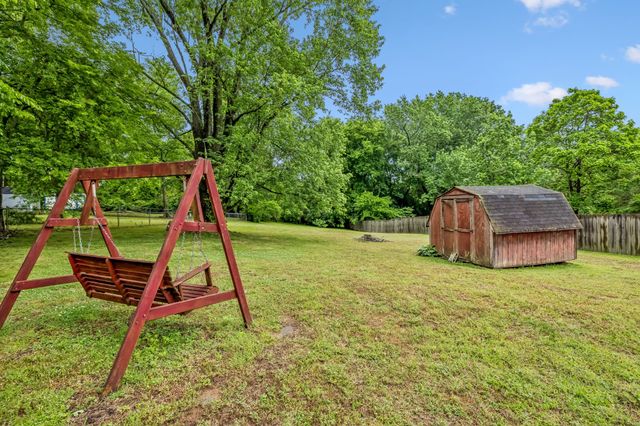 611 Templewood Dr, Nashville, TN 37214