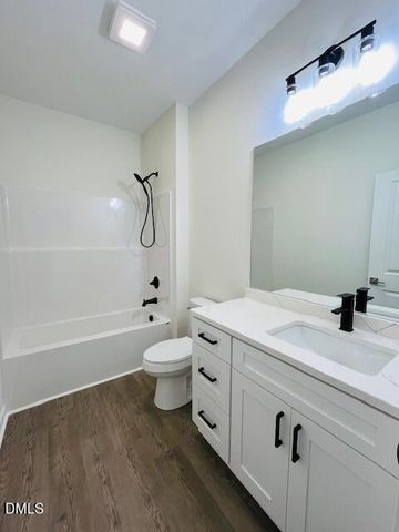 1707 Glenn Street, Burlington, NC 27217