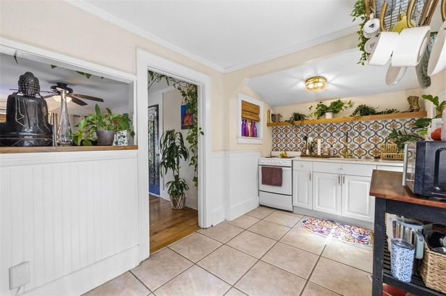 236 W NORTH STREET, Tampa, FL 33604