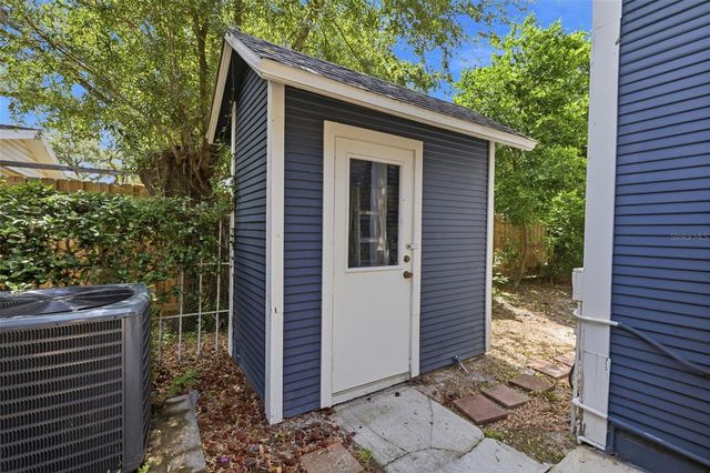 236 W NORTH STREET, Tampa, FL 33604