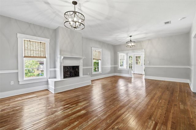 236 W NORTH STREET, Tampa, FL 33604
