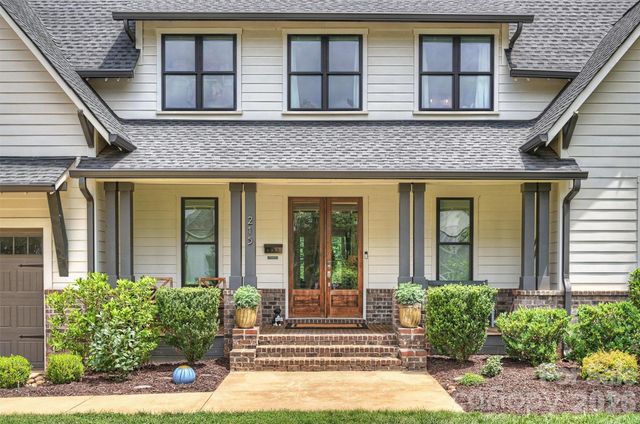 215 Hartford Avenue, Charlotte, NC 28209