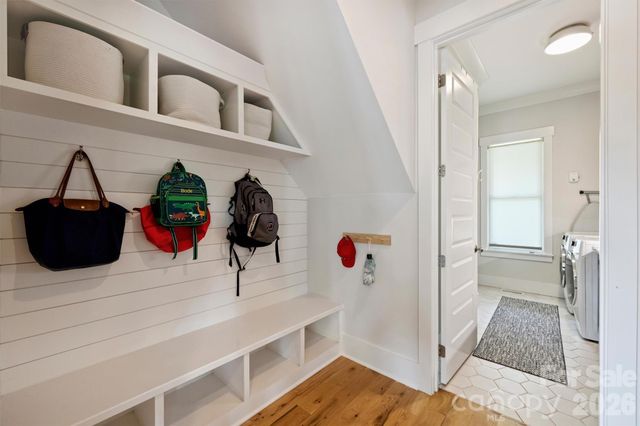 215 Hartford Avenue, Charlotte, NC 28209