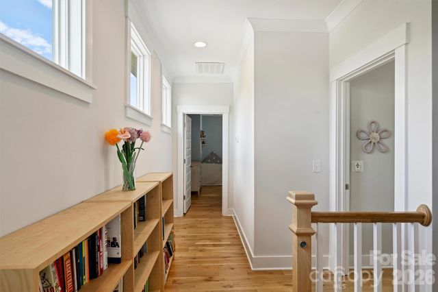 215 Hartford Avenue, Charlotte, NC 28209
