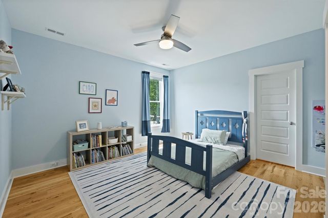 215 Hartford Avenue, Charlotte, NC 28209